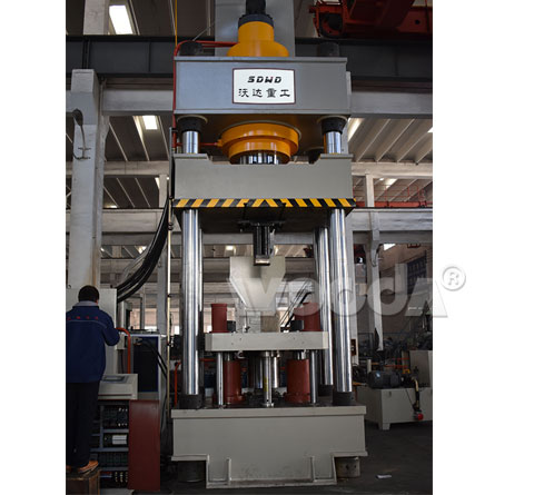 800噸飼料磚液(yè)壓機