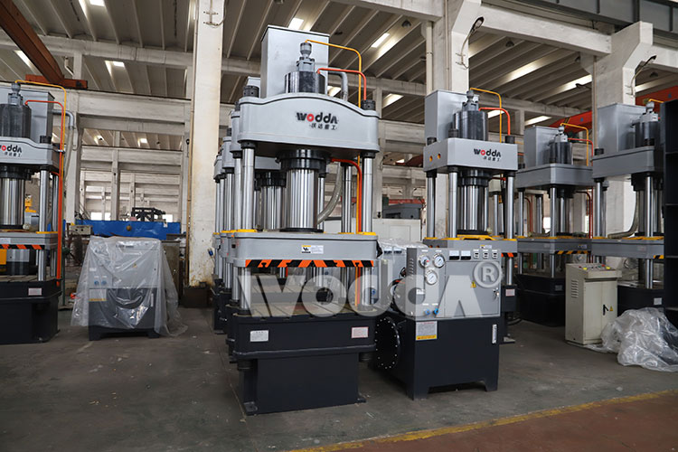 200噸四柱液壓機 200噸四柱液壓機