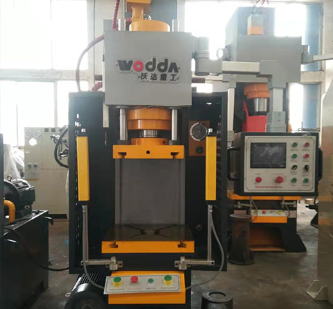 伺(si)服單臂(bì)液壓機(jī)