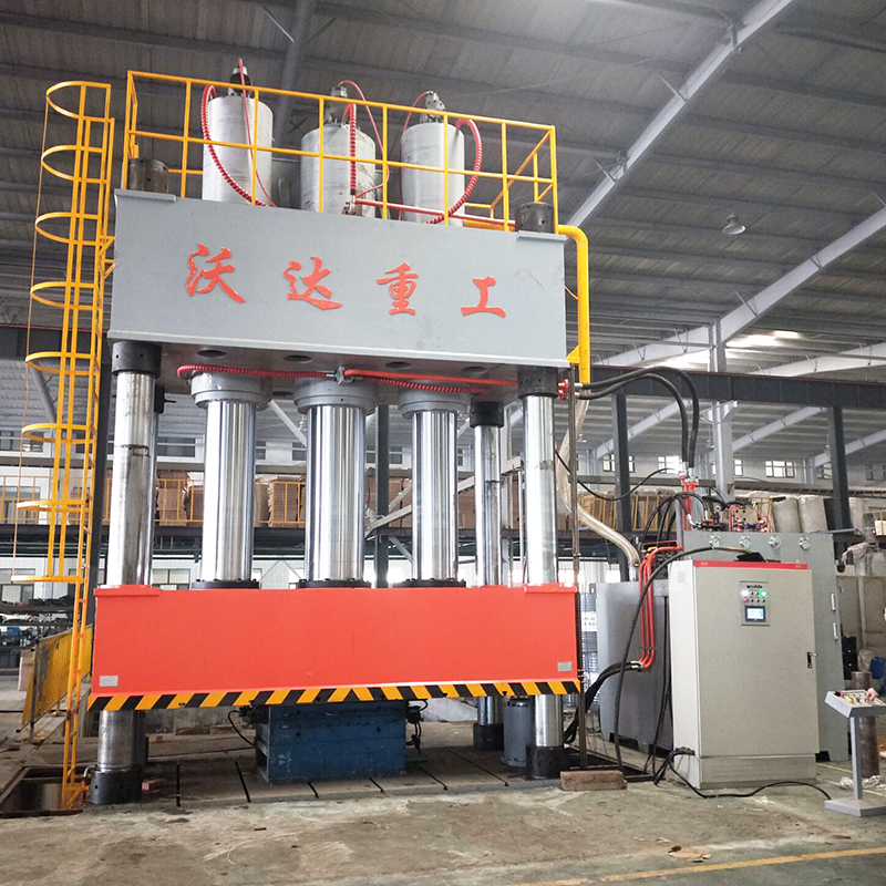 大(dà)貨車中巴車導(dao)流罩生産視頻(pin)