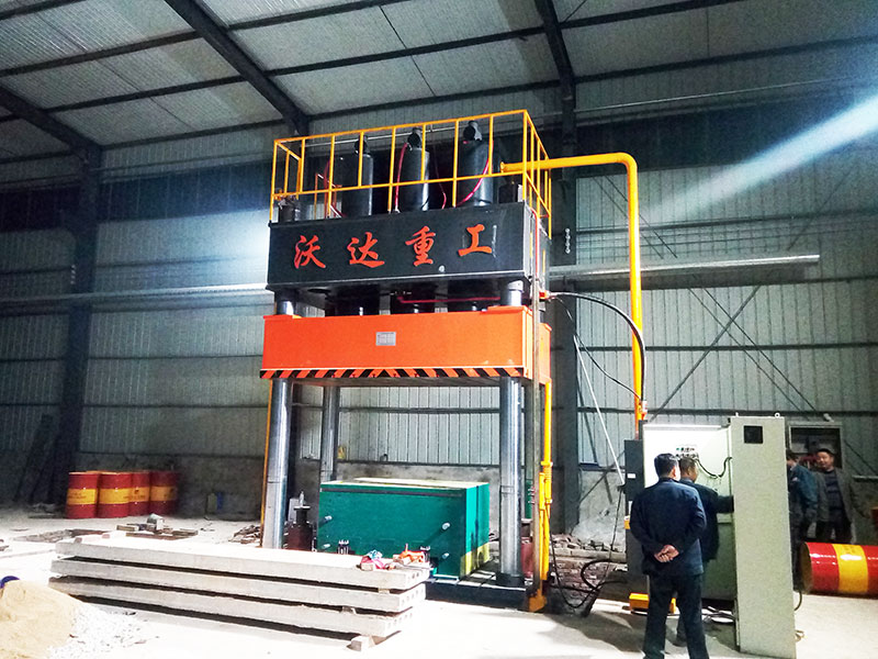 1000噸液壓機多少錢 1000噸液壓機多少錢