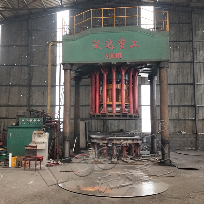 5000噸封頭油壓機 5000噸封頭油壓機