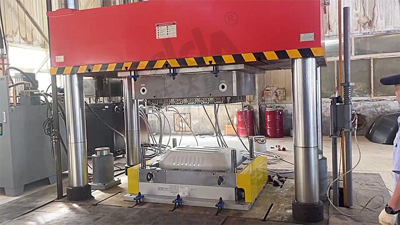 SMC汽車覆蓋件800