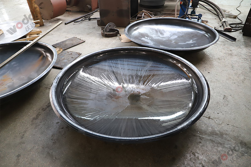 四柱液壓機2500噸封頭拉伸液壓機廠家 四柱液壓機2500噸封頭拉伸液壓機廠家