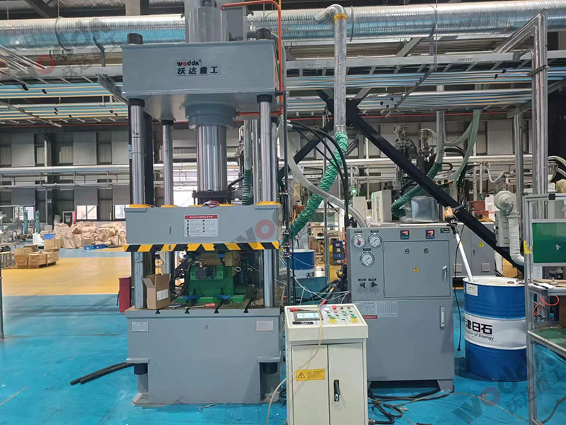 玻璃鋼絕緣子模壓液壓機 玻璃鋼絕緣子模壓液壓機