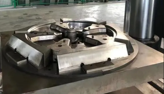 汽車輪毂模具 汽車輪毂模具