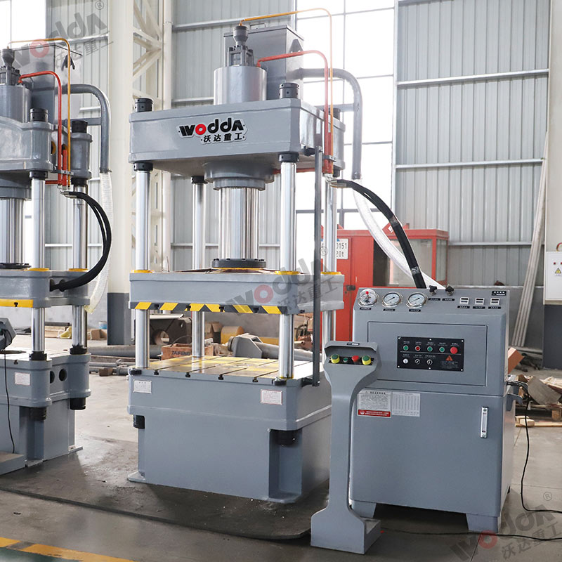 200噸四柱液壓機 200噸四柱液壓機