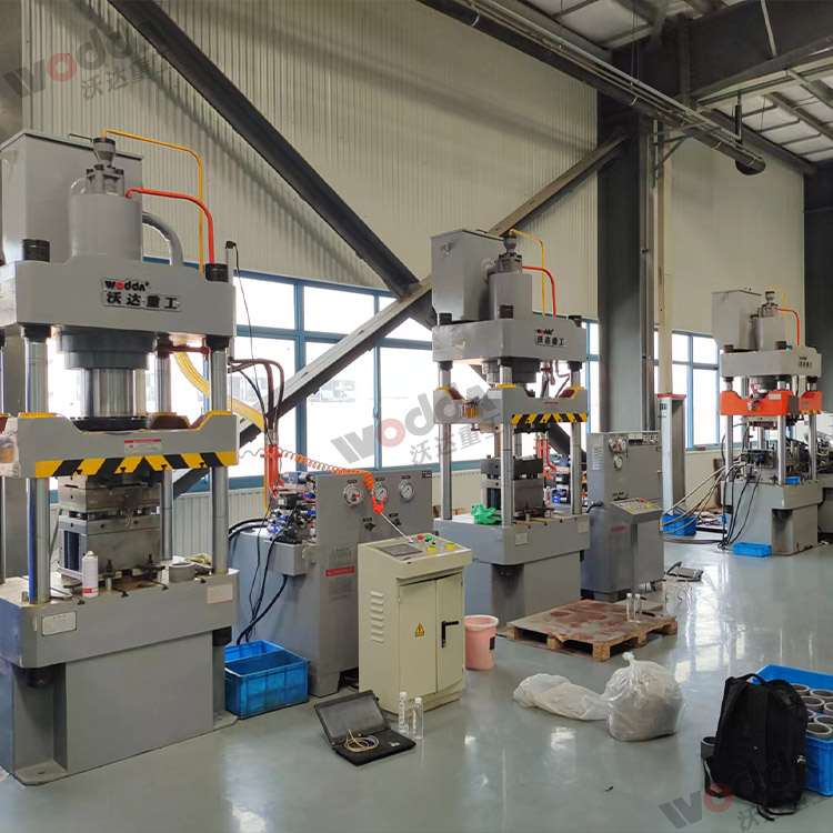 200噸電梯刹車配件成型液壓機 200噸電梯刹車配件成型液壓機