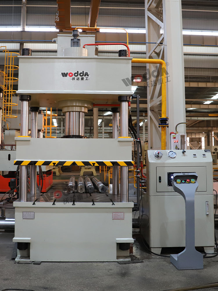 200噸三梁四柱液壓機 200噸三梁四柱液壓機