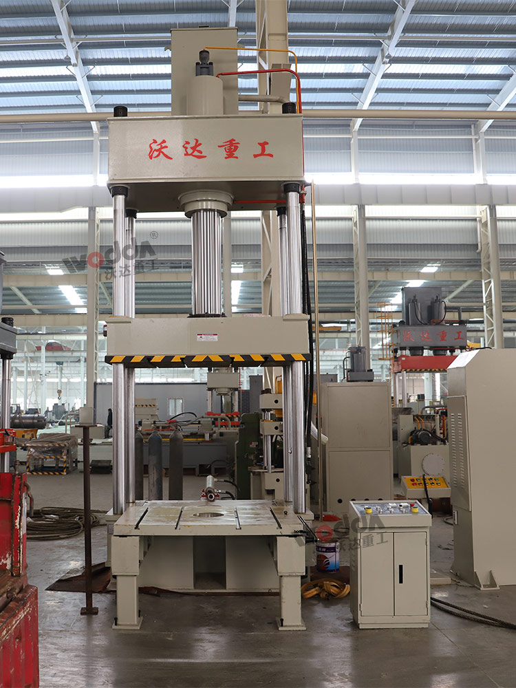 200噸四柱液壓機帶移動工作台