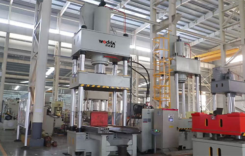 500噸伺(sì)服液壓機帶(dài)移動工作台(tái)