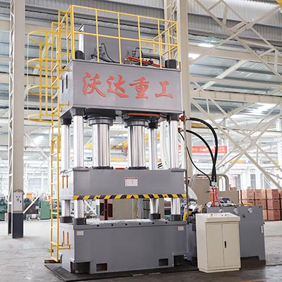 九腳托盤(pan)熱壓成型液(yè)壓機_800噸四柱(zhu)液壓機