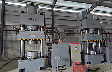 500噸橡塑(sù)制品液(yè)壓機