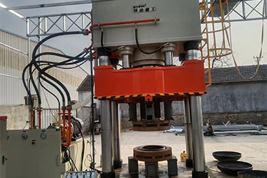 800封頭液(ye)壓機