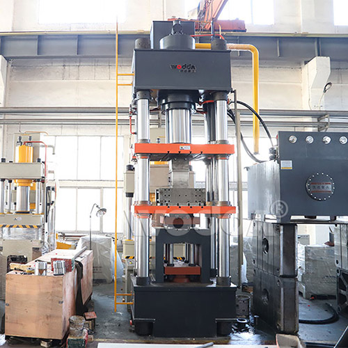 匣缽成(chéng)型設備_800噸匣(xia)缽成型液壓(yā)機